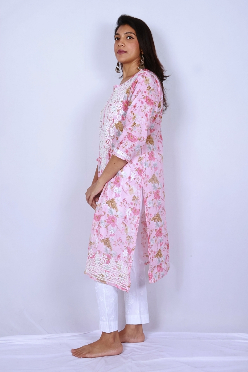 Blush Pink Floral Chikankari Kurti ‚ Lucknow