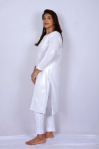 Classic White Chikankari Kurti ‚ Lucknow