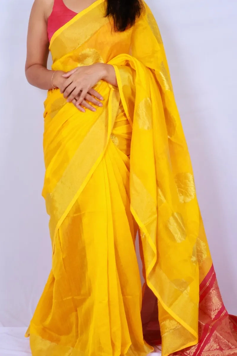 Yellow and pink Phulia handloom cotton saree with rich pink pallu and elegant woven detailing Noolagam_2