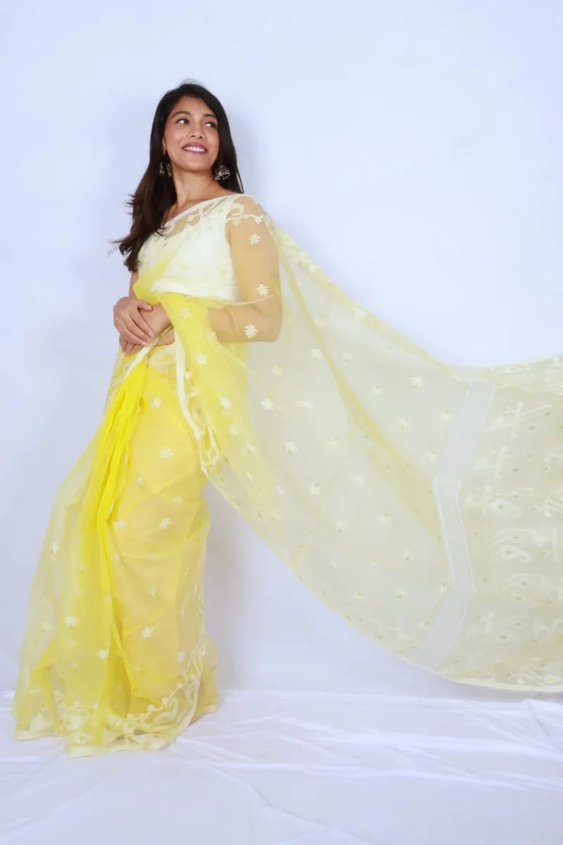 Lemon yellow Phulia muslin art silk Jamdani saree with delicate woven motifs handwoven in West Bengal Noolagam_3