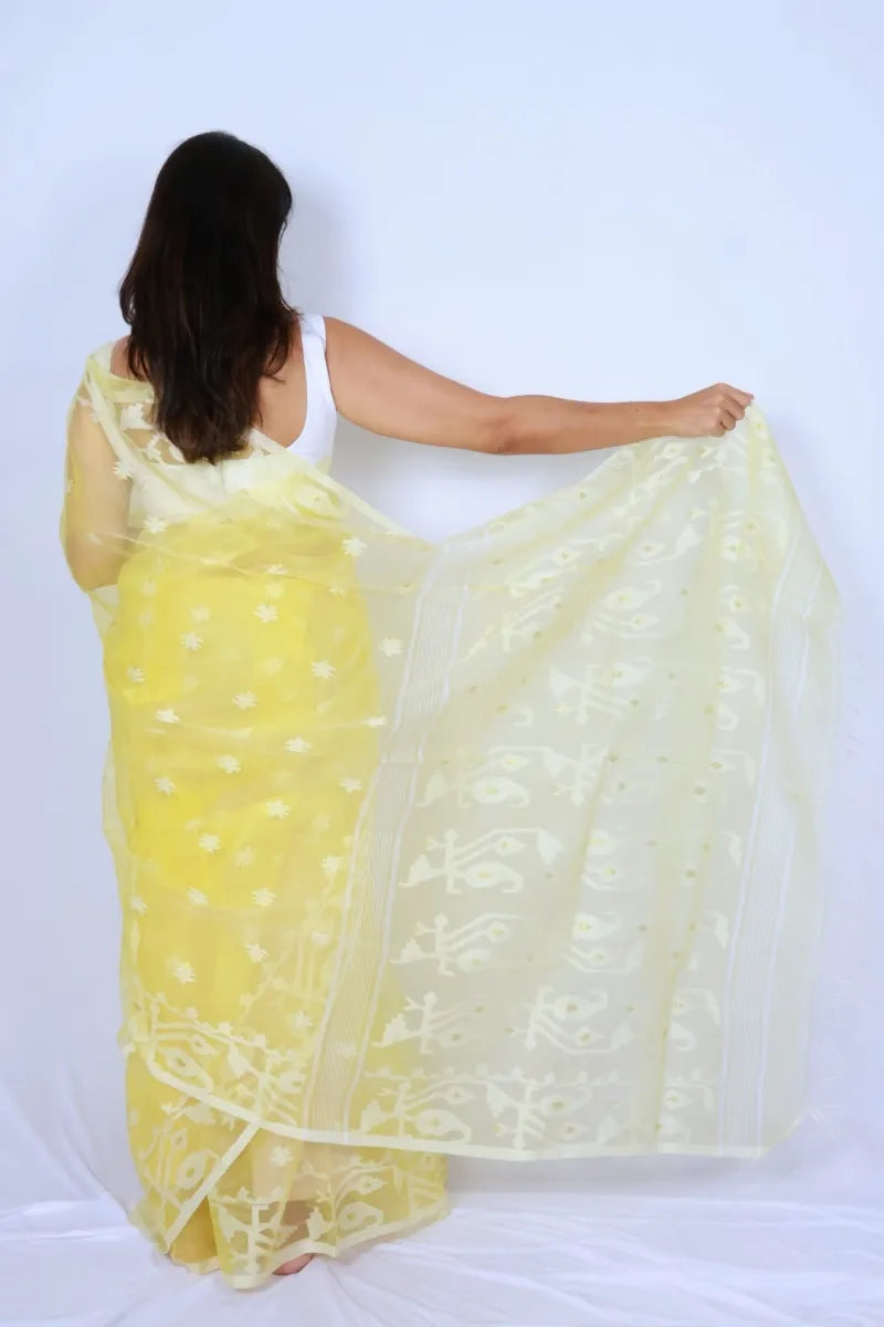 Lemon yellow Phulia muslin art silk Jamdani saree with delicate woven motifs handwoven in West Bengal Noolagam_4