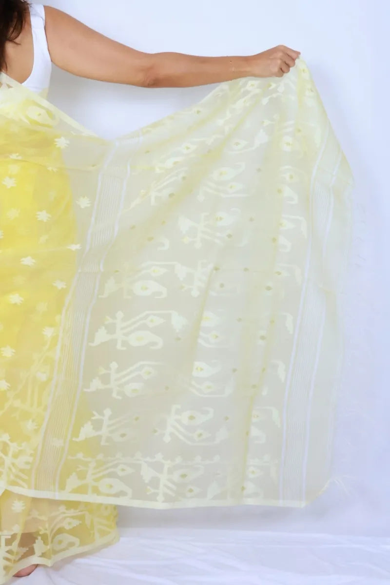 Lemon yellow Phulia muslin art silk Jamdani saree with delicate woven motifs handwoven in West Bengal Noolagam_5