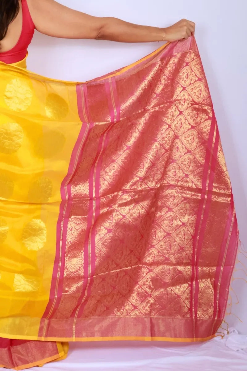 Yellow and pink Phulia handloom cotton saree with rich pink pallu and elegant woven detailing Noolagam_5