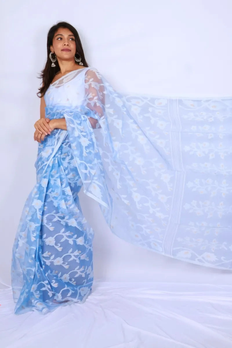 Sky blue Phulia muslin art silk Jamdani saree with delicate white floral motifs handwoven in West Bengal Noolagam_3