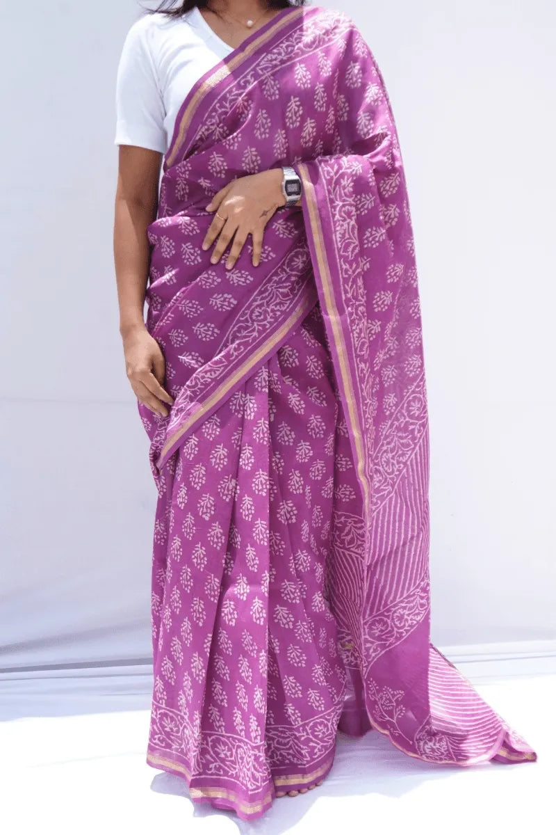 Maheshwari cotton silk Bagru hand block printed saree in coral orange floral – Noolagam_2