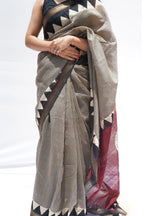 Maheshwari cotton silk saree in black and ivory geometric checks with zari accents – Noolagam-5