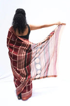 Maheshwari cotton silk saree in burgundy windowpane checks with zari border – Noolagam-2