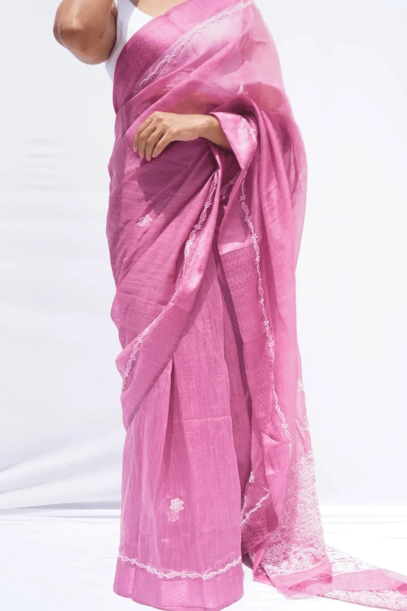 Handwoven Chanderi cotton saree with Chikankari embroidery in rose pink – Noolagam_2