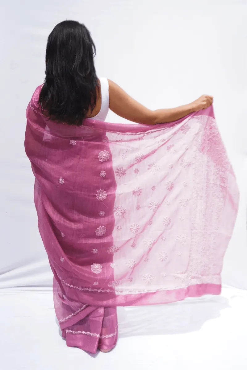 Handwoven Chanderi cotton saree with Chikankari embroidery in rose pink – Noolagam_4