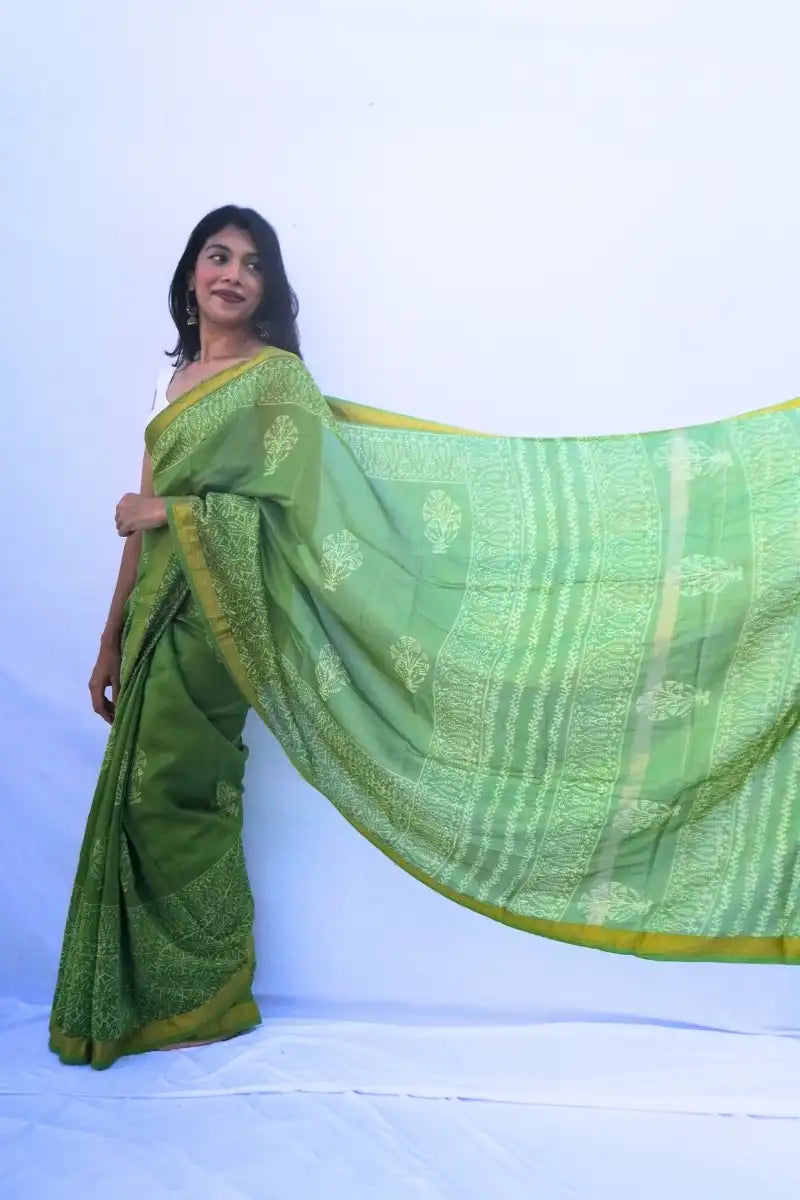 Maheshwari cotton silk hand block printed saree in leaf green with zari border – Noolagam-5