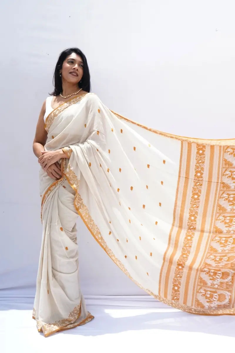Bishnupuriinspiredpurekhadicottonsareeinivoryandmustardwithwovenpallu_Noolagam_5