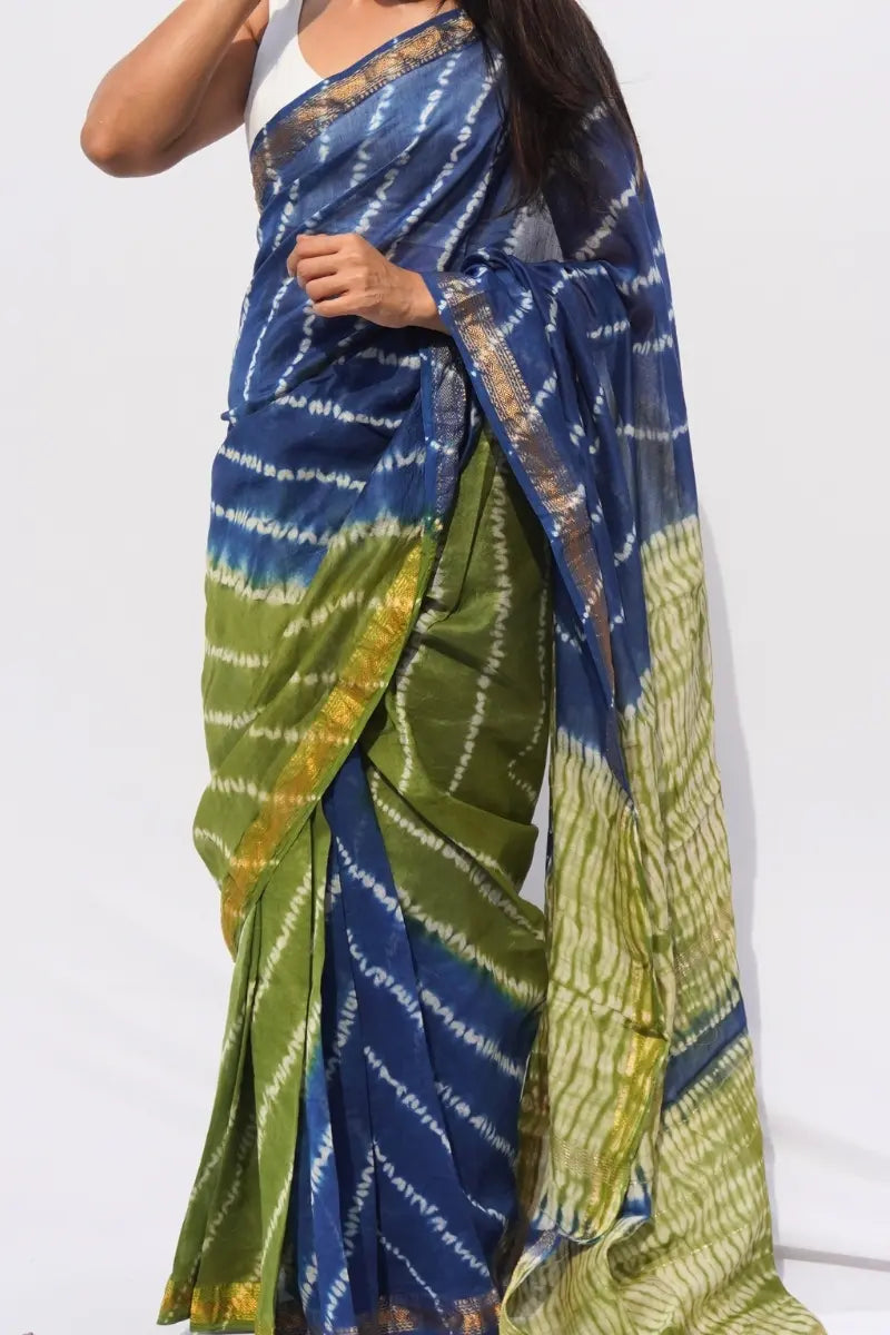 Maheshwari Silk Cotton Leheriya Saree – Indigo & Olive Green