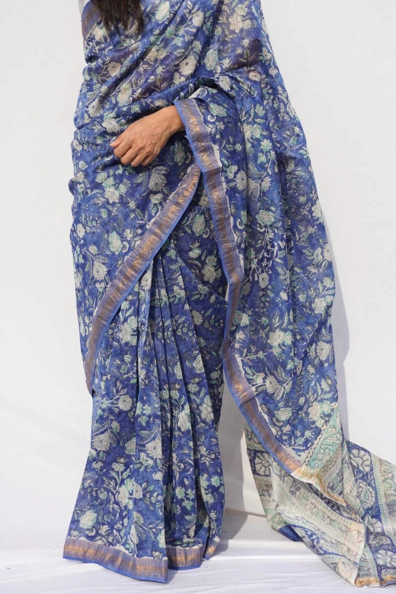 Maheshwari Silk Cotton Floral Printed Saree – Indigo & Powder Blue