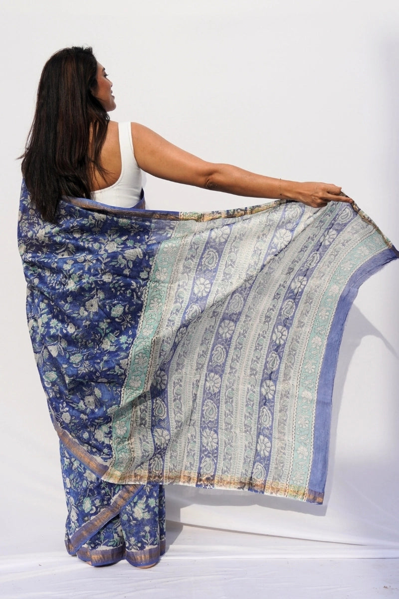 Maheshwari Silk Cotton Floral Printed Saree – Indigo & Powder Blue