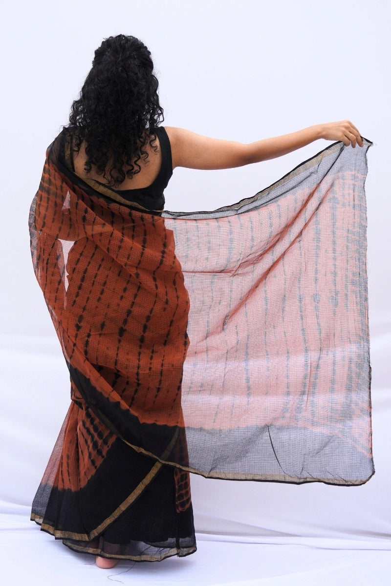Rust & Black Kota Doria Shibori Saree – Rust, Black & Gold_3
