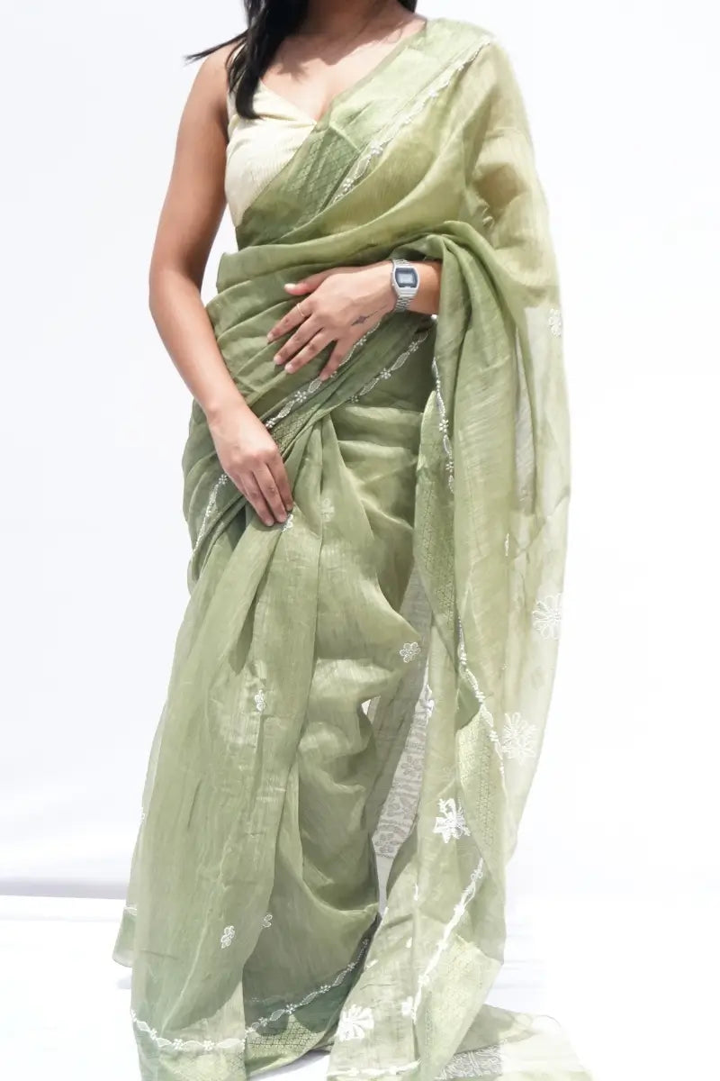 Handloomcottonslubsareeinsagegreenandivorywithwovenmotifs_Noolagam_2