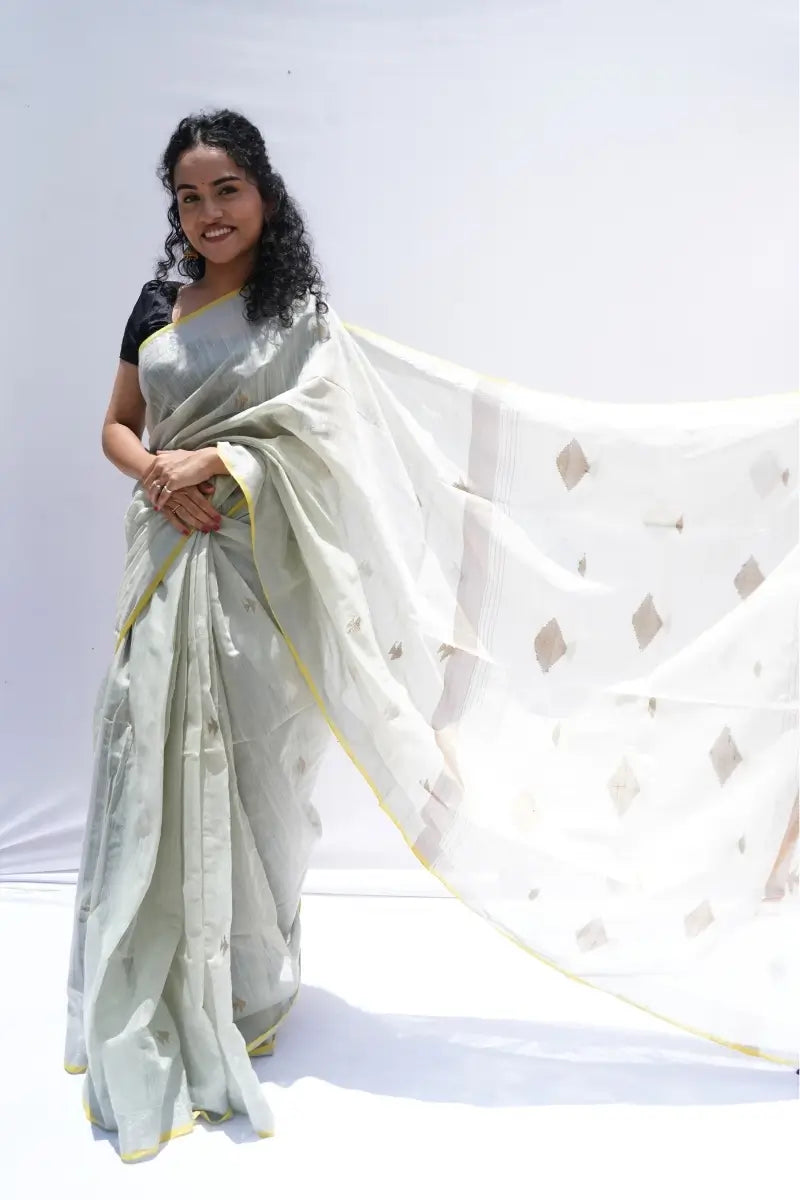 Handloomcottonslubsareeinsagegreenandivorywithwovenmotifs_Noolagam_5_5e9df710-7e97-4203-9ab0-b03604b6fd30