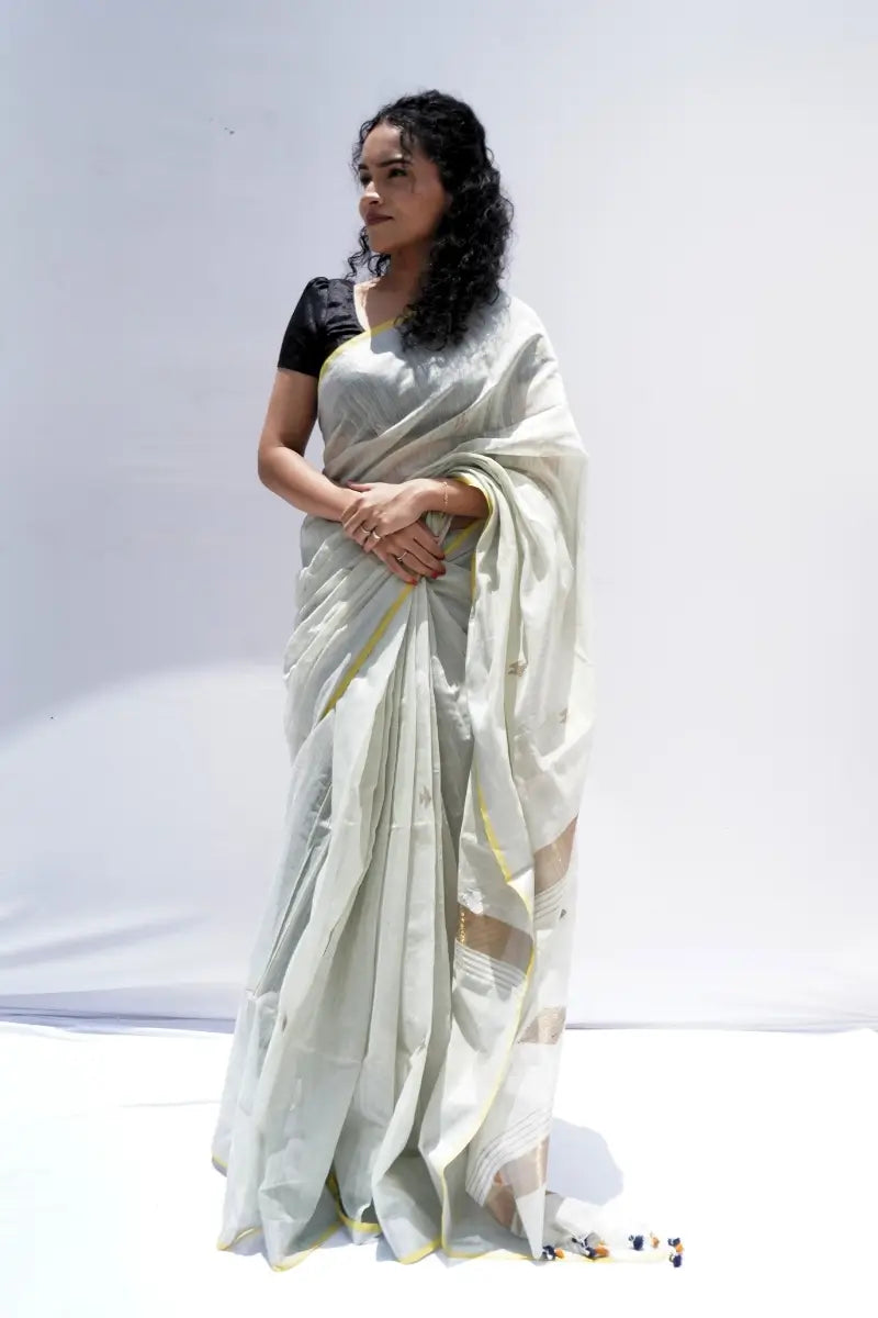 Handloomcottonslubsareeinsagegreenandivorywithwovenmotifs_Noolagam_8ff61a62-6057-425b-ba87-76f62d24ac4e