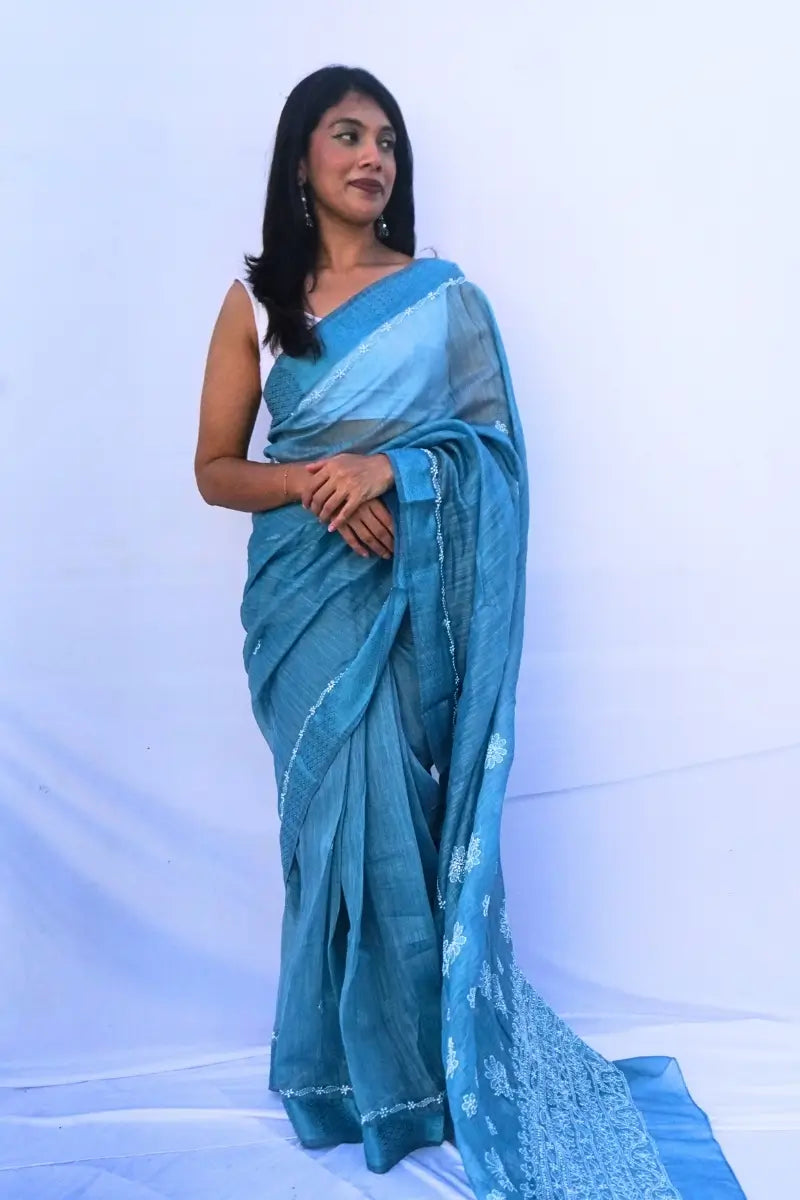 HandwovenChandericottonsareewithChikankariembroideryinpowderblue_Noolagam_5