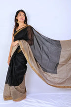 Maheshwari cotton silk saree in Black & Beige with Bagru hand block print — Noolagam_3