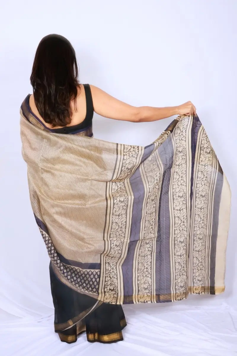 Maheshwari cotton silk saree in Black Floral Border with Bagru hand block print — Noolagam_4