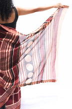 Maheshwari cotton silk saree in burgundy windowpane checks with zari border – Noolagam_5