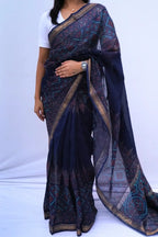 MaheshwaricottonsilkAjrakhprintedsareeinmidnightbluewithgeometricmotifs_Noolagam_2