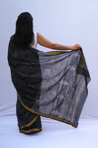 MaheshwaricottonsilkBagruprintedsareeincharcoalgreywithzariborder_Noolagam_3