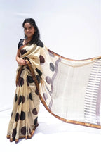 MaheshwaricottonsilkBagruprintedsareeinivorycocoaandblackwithpolkamotifs_Noolagam_5