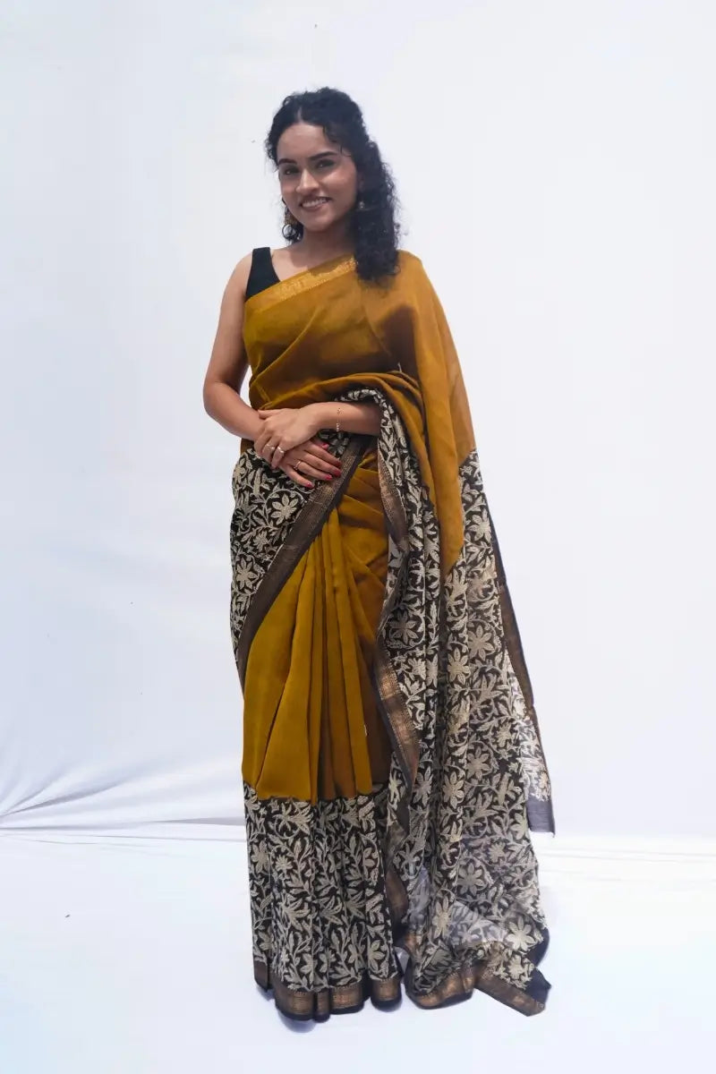 MaheshwaricottonsilkBagruprintedsareeinmaroonandbeigewithprintedpallu_Noolagam