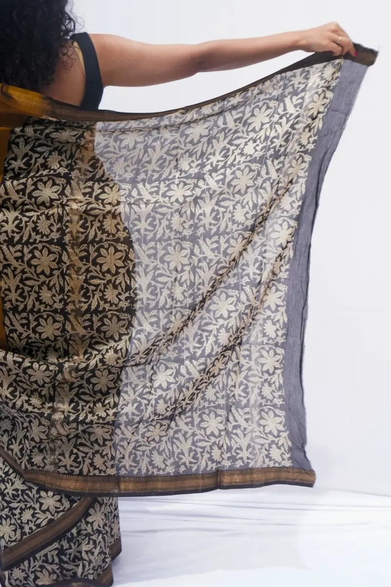 MaheshwaricottonsilkBagruprintedsareeinmaroonandbeigewithprintedpallu_Noolagam_4