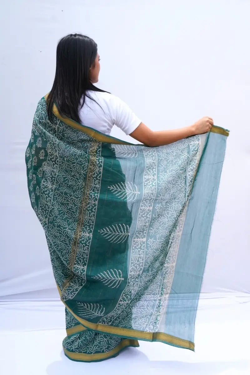 MaheshwaricottonsilkDabuhandblockprintedsareeinsagegreenwithzariborder_Noolagam_3