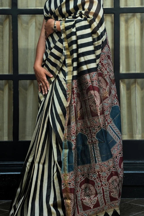Maheshwari Silk Cotton Bagru Printed Saree - Black, Ivory, Rust & Indigo_2
