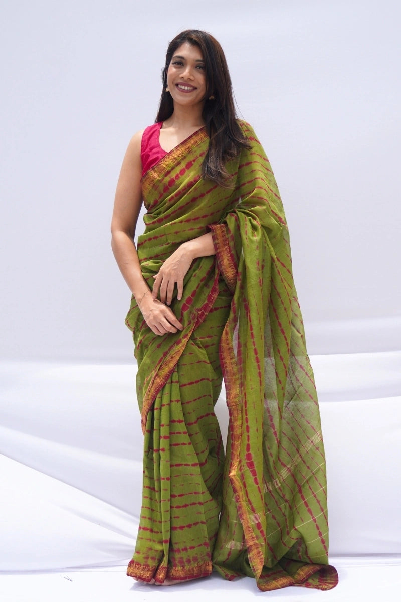 Maheshwari Silk Cotton Leheriya Saree – Olive Green & Crimson_1