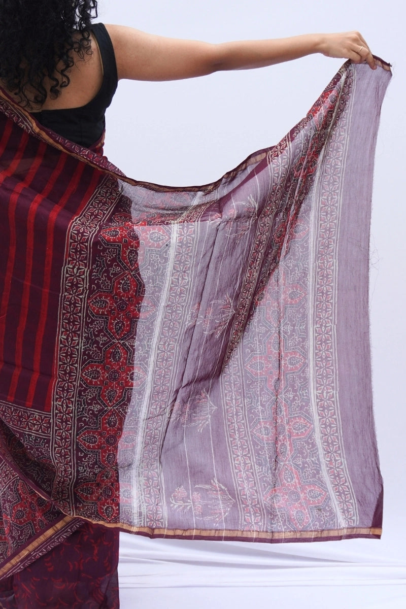 Chanderi Silk Cotton Bagru Printed Saree – Maroon, Plum & Ivory
