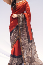 Maheshwari Silk Cotton Saree – Rust & Black