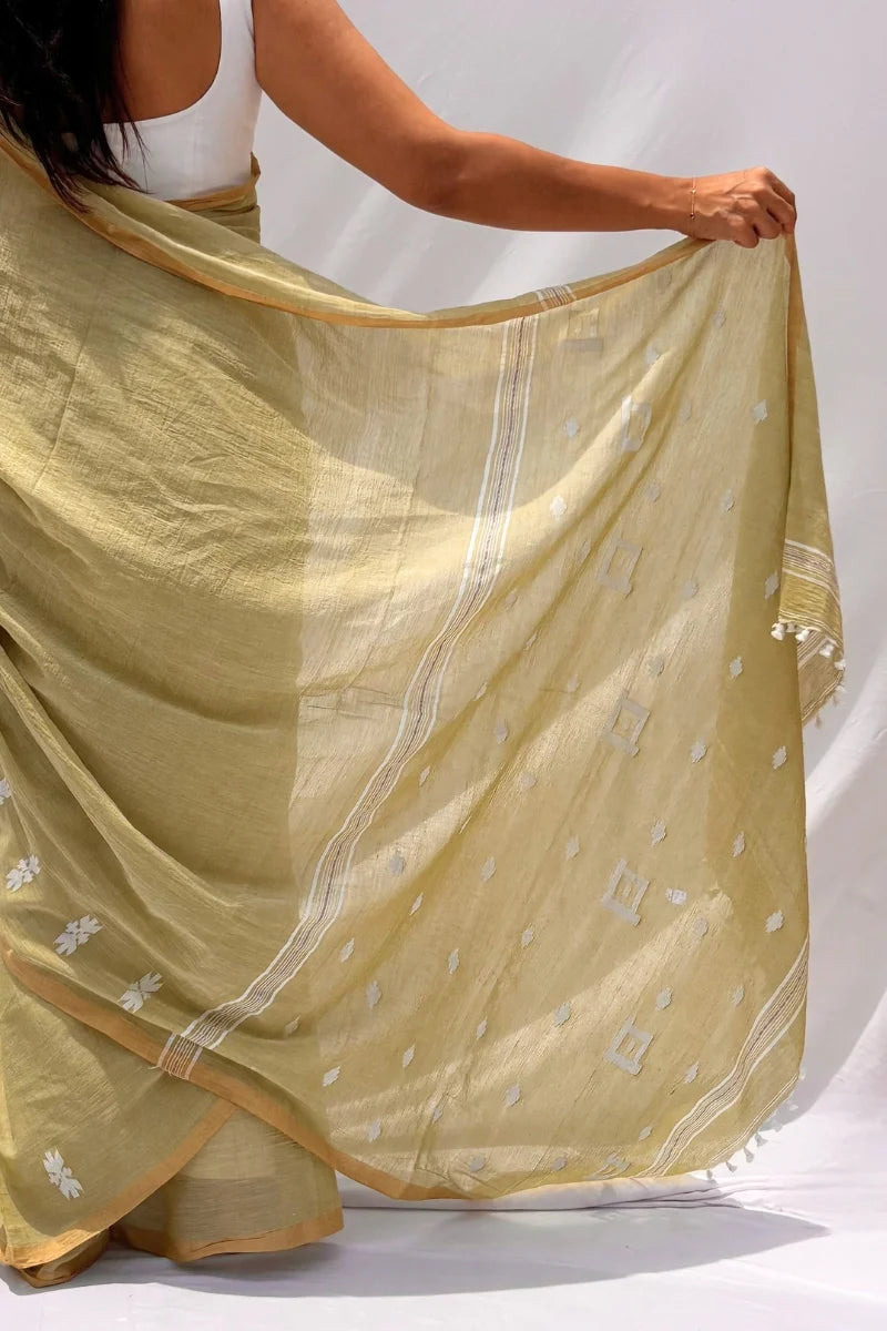 Mihira | Sage Green & Ivory Phulia Mul Cotton Saree_4